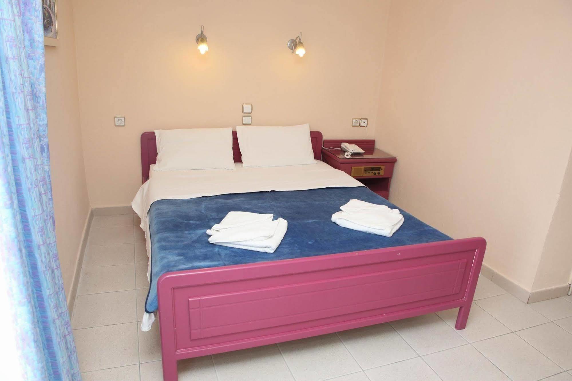 Hotel Odysseas โปไลโครโน ภายนอก รูปภาพ